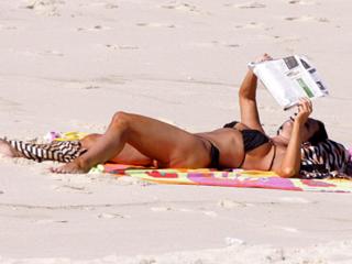 Luiza Brunet feet photo 7
