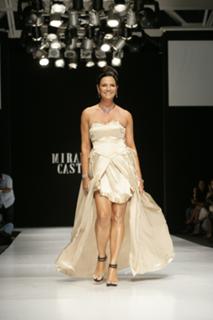 Luiza Brunet feet photo 17