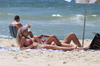 Luiza Brunet feet photo 4
