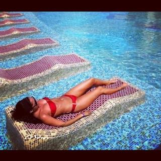 Luiza Brunet feet photo 5