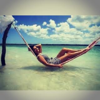Luiza Brunet feet photo 2