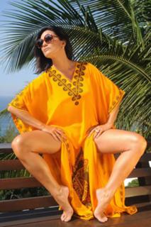 Luiza Brunet feet photo 1