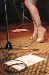 Luiza Possi feet photo thumbnail