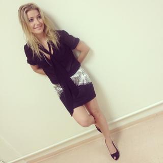 Luiza Possi feet photo thumbnail