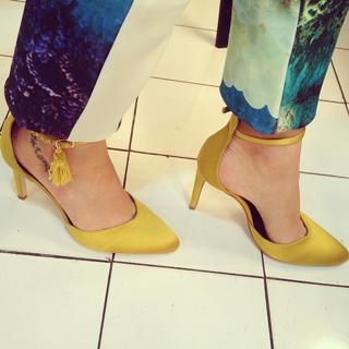 Luiza Possi feet photo thumbnail