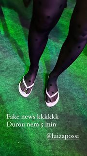 Luiza Possi feet photo thumbnail