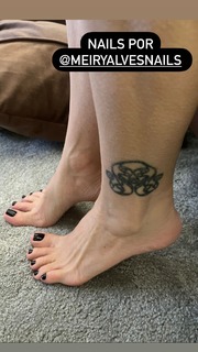 Luiza Possi feet photo thumbnail