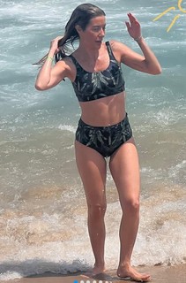 Luiza Possi feet photo thumbnail