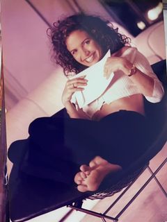 Luiza Tomé feet photo 1