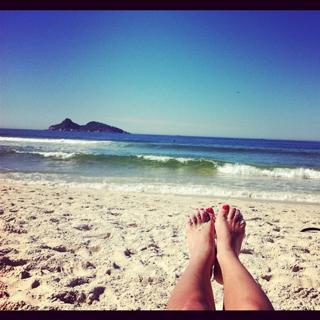 Luiza Valdetaro feet photo 18