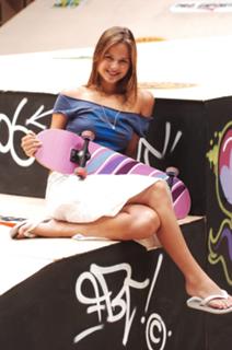 Luiza Valdetaro feet photo 1