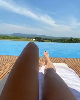 Luiza Valdetaro feet photo 14