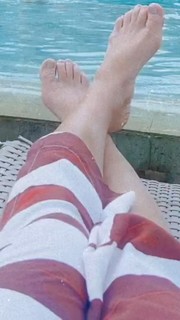 Luiza Valdetaro feet photo 9