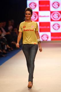Luize Altenhofen feet photo 19
