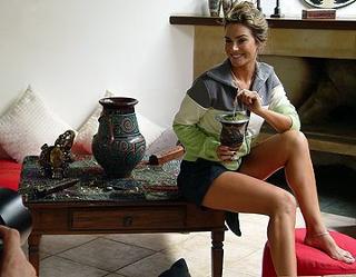 Luize Altenhofen feet photo 1