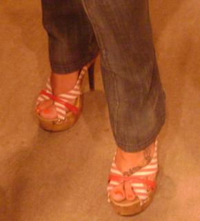 Luize Altenhofen feet photo 18