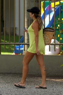 Luize Altenhofen feet photo 7