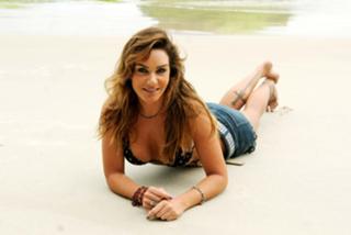 Luize Altenhofen feet photo 4