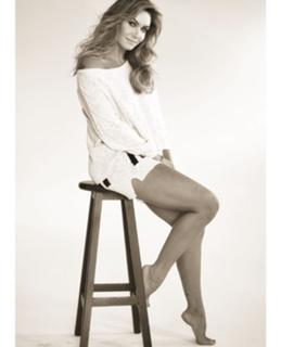 Luize Altenhofen feet photo 4
