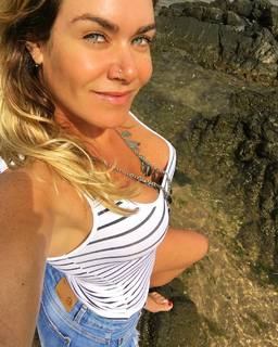 Luize Altenhofen feet photo 16