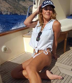 Luize Altenhofen feet photo 3