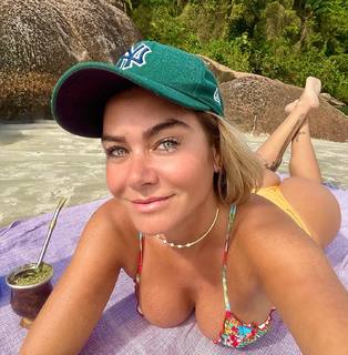 Luize Altenhofen feet photo 7