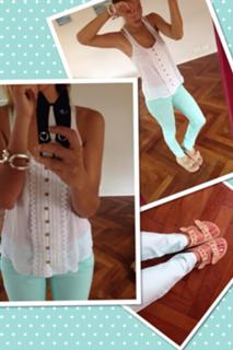 Luli Fernández feet photo thumbnail