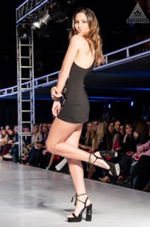 Luli Fernández feet photo thumbnail
