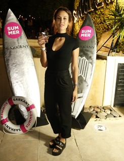 Luli Fernández feet photo thumbnail