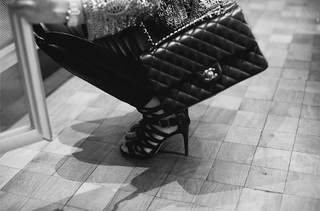 Luli Fernández feet photo thumbnail