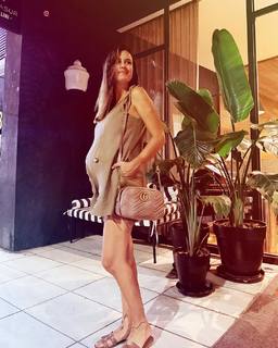 Luli Fernández feet photo thumbnail