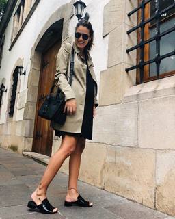 Luli Fernández feet photo thumbnail