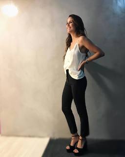 Luli Fernández feet photo thumbnail