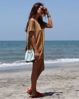 Luli Fernández feet photo thumbnail