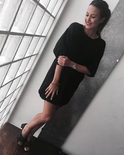 Luli Fernández feet photo thumbnail
