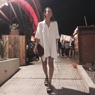 Luli Fernández feet photo thumbnail