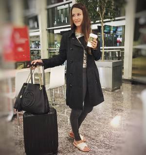 Luli Fernández feet photo thumbnail