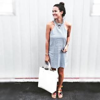Luli Fernández feet photo thumbnail