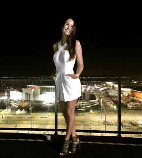 Luli Fernández feet photo thumbnail
