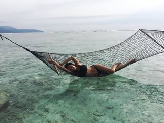 Luli Fernández feet photo thumbnail