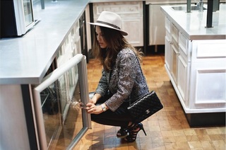 Luli Fernández feet photo thumbnail