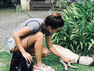 Luli Fernández feet photo thumbnail