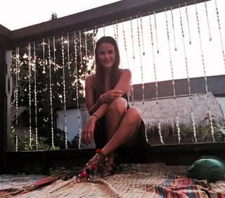 Luli Fernández feet photo thumbnail