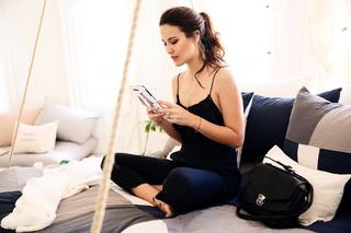 Luli Fernández feet photo thumbnail