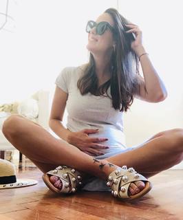 Luli Fernández feet photo thumbnail