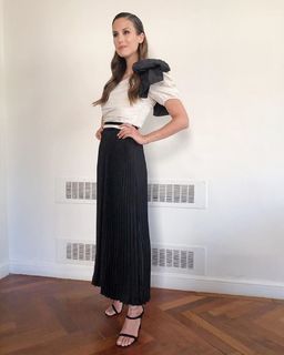 Luli Fernández feet photo thumbnail