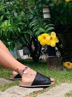Luli Fernández feet photo thumbnail