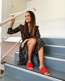 Luli Fernández feet photo thumbnail