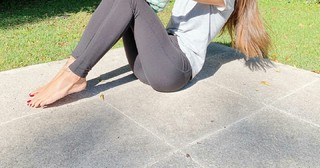 Luli Fernández feet photo thumbnail