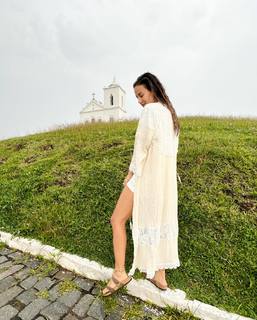 Luli Fernández feet photo thumbnail
